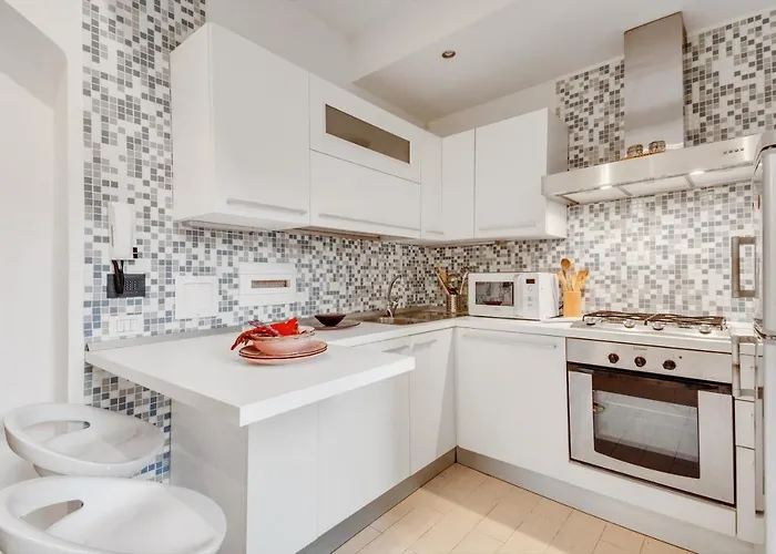 Apartament Guesthost - Coverciano Modern With Patio! Florencja